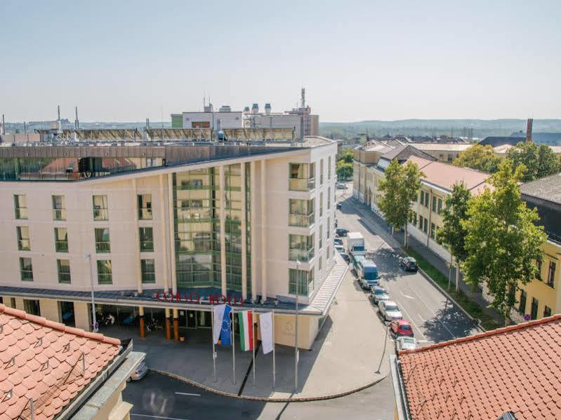 Corso Hotel Pécs Zewnętrze zdjęcie